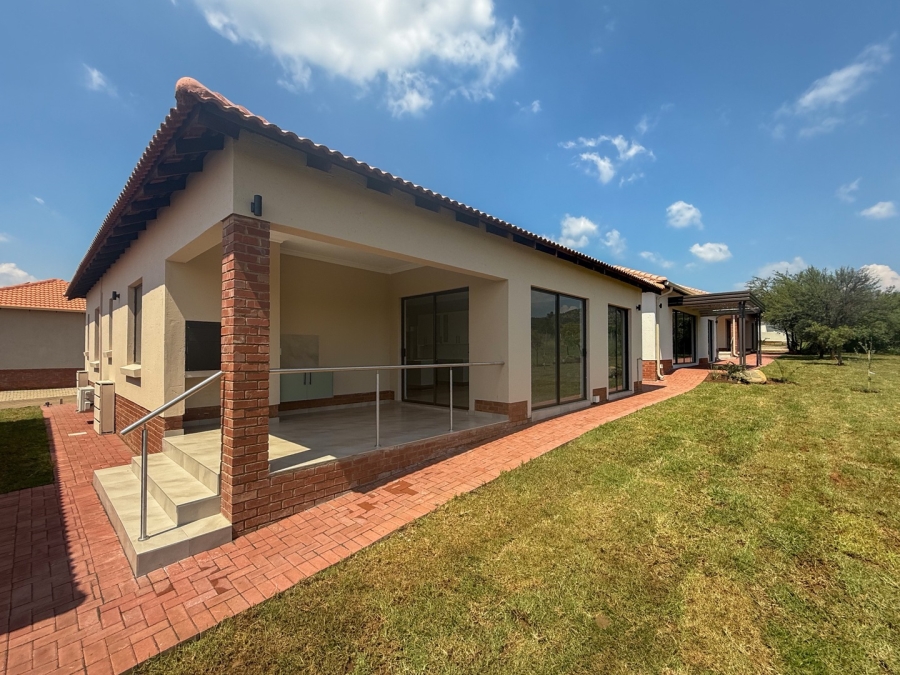 2 Bedroom Property for Sale in Xanadu Eco Park North West